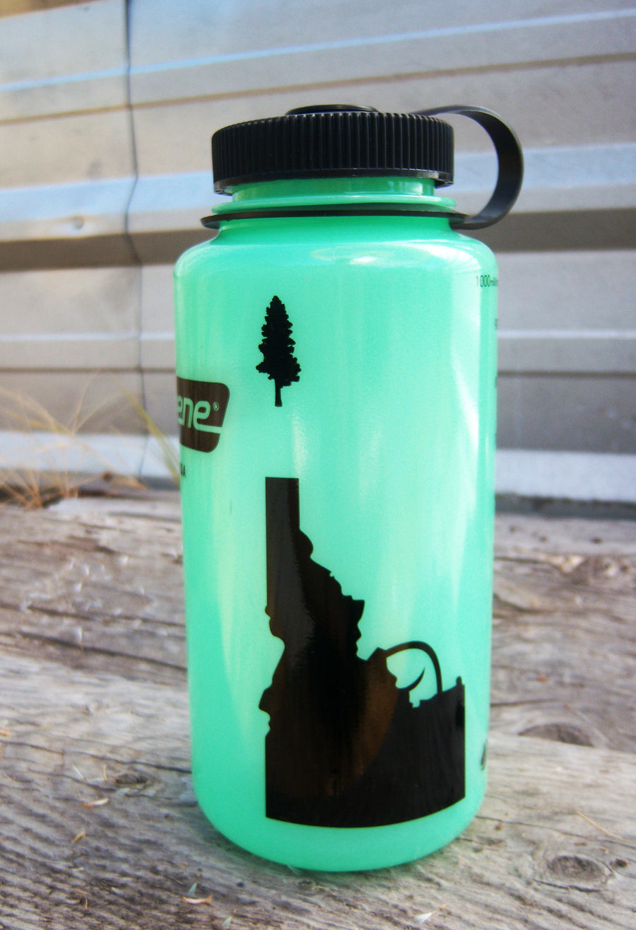 Idaho Tree-Gun Sticker - 5.5